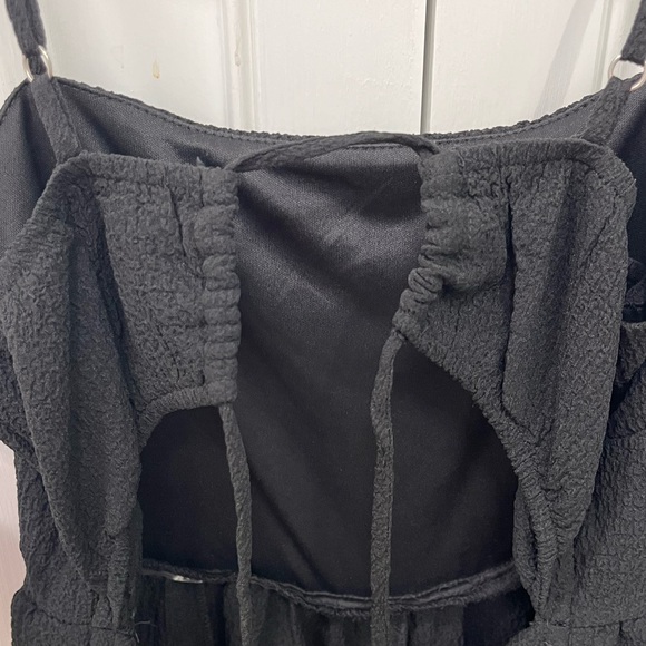 Wild Fable Romper-size small- adjustable straps- tie back - Picture 5 of 10